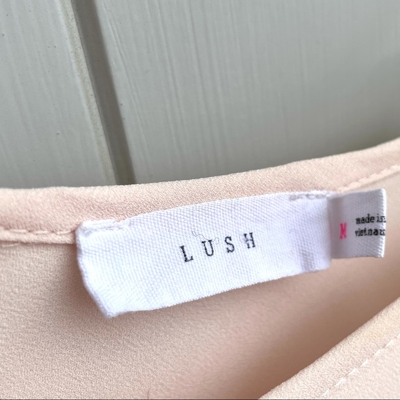 Lush Layered Tank Top - Picture 2 of 3